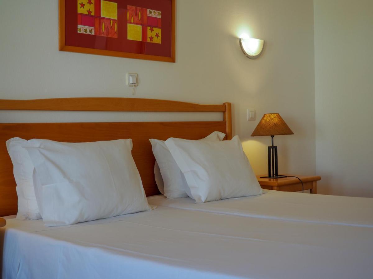 Luz Bay Hotel Bagian luar foto