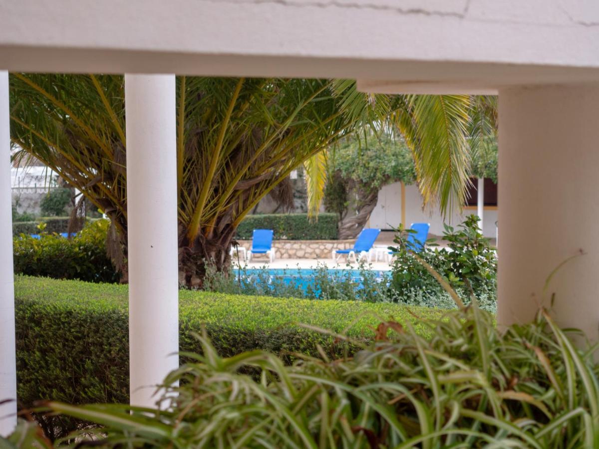 Luz Bay Hotel Bagian luar foto
