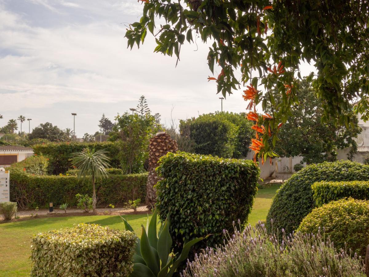 Luz Bay Hotel Bagian luar foto