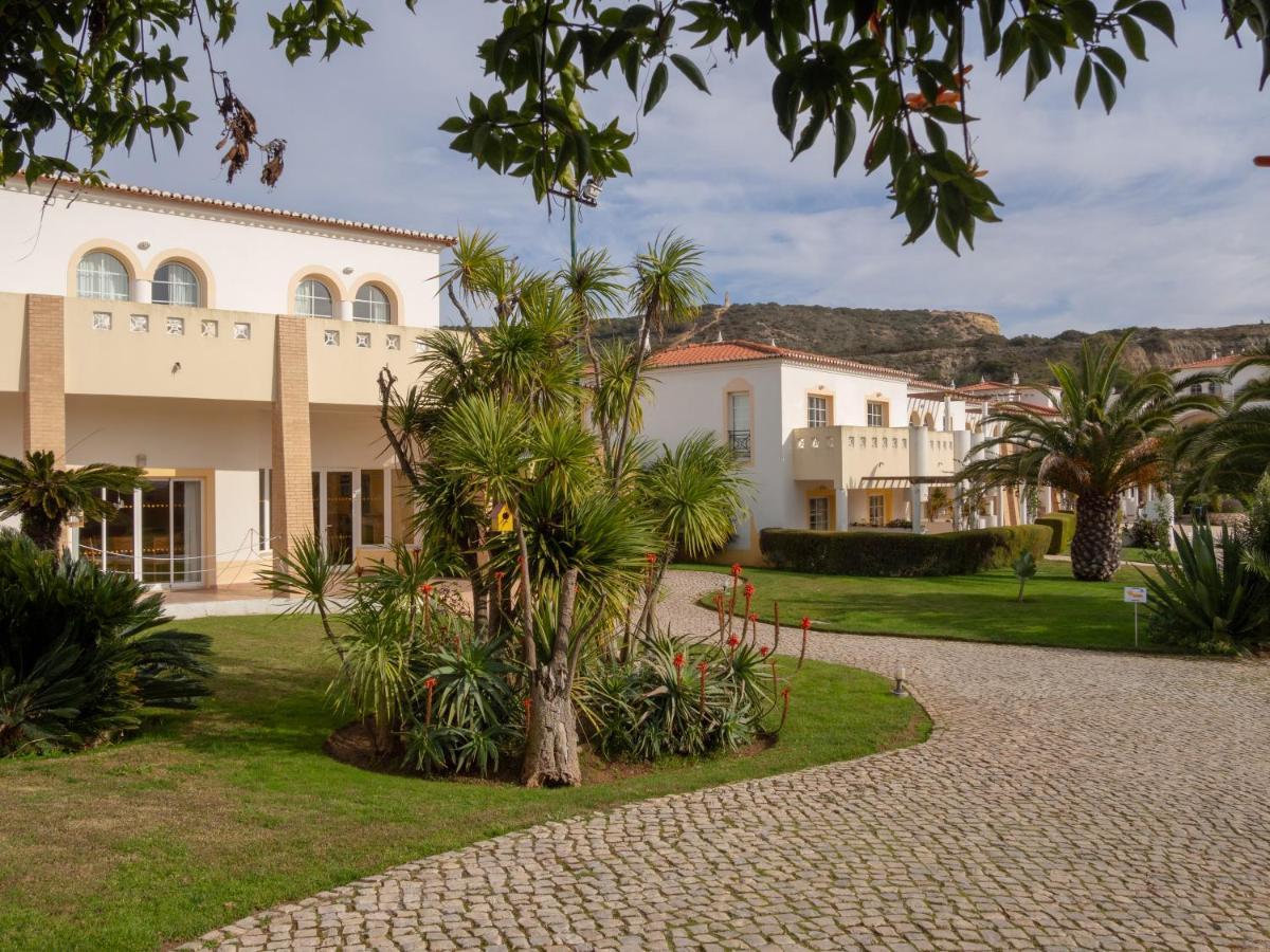 Luz Bay Hotel Bagian luar foto