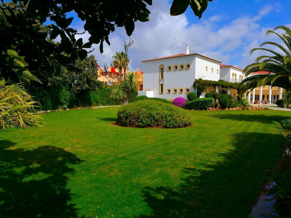 Luz Bay Hotel Bagian luar foto