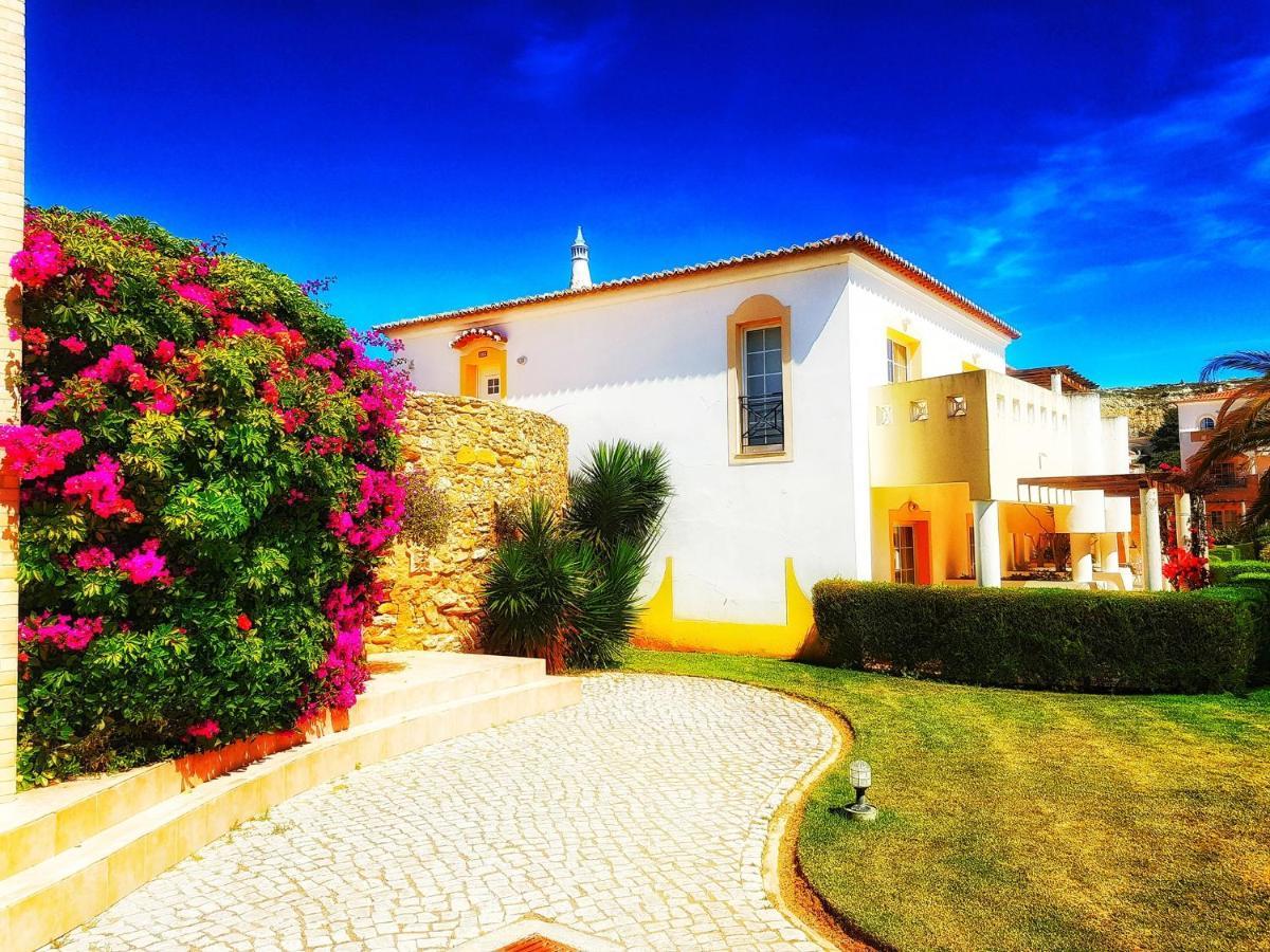 Luz Bay Hotel Bagian luar foto