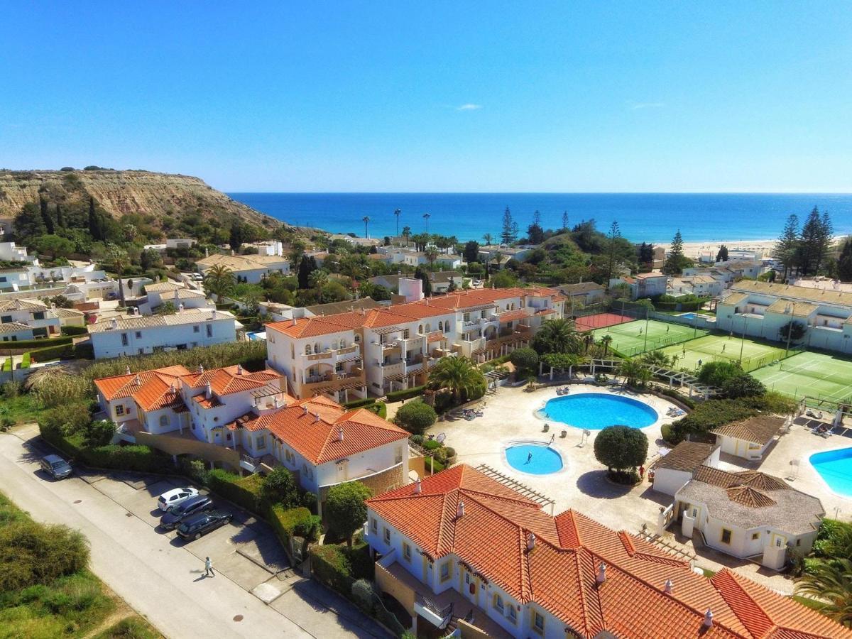 Luz Bay Hotel Bagian luar foto
