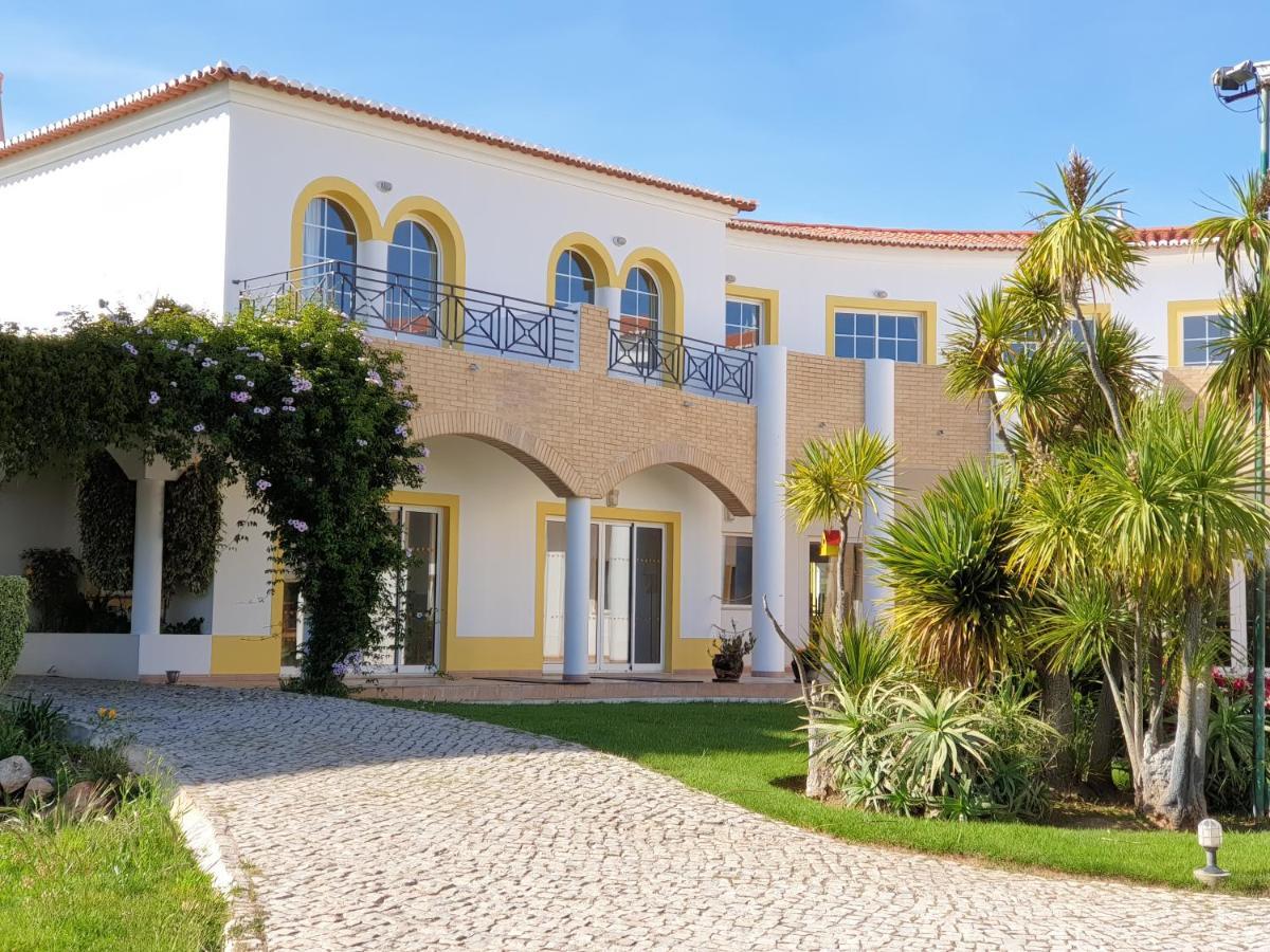Luz Bay Hotel Bagian luar foto