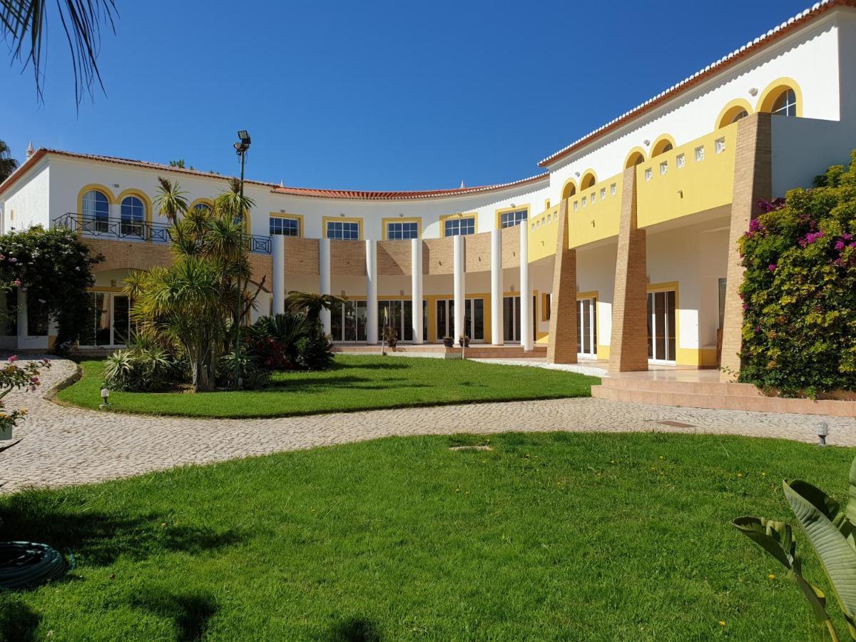 Luz Bay Hotel Bagian luar foto